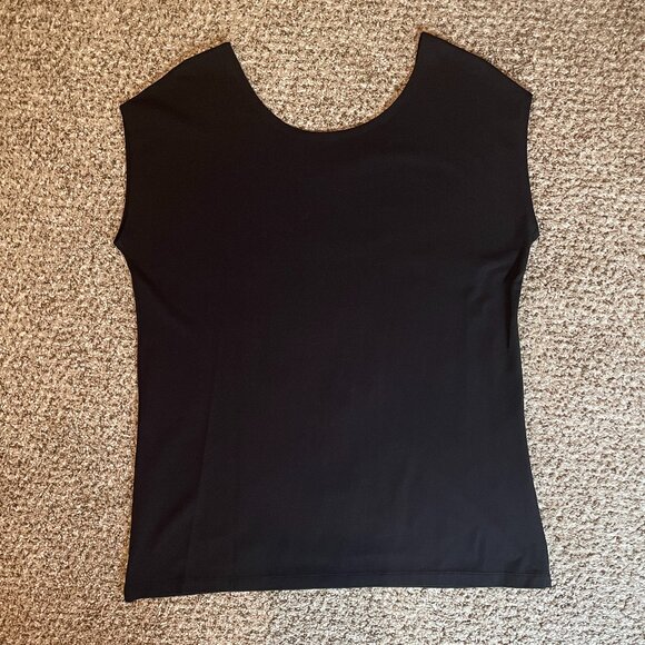 NWOT Size XL Investments Essentials reversible crew to scoop neckline top - Picture 6 of 6